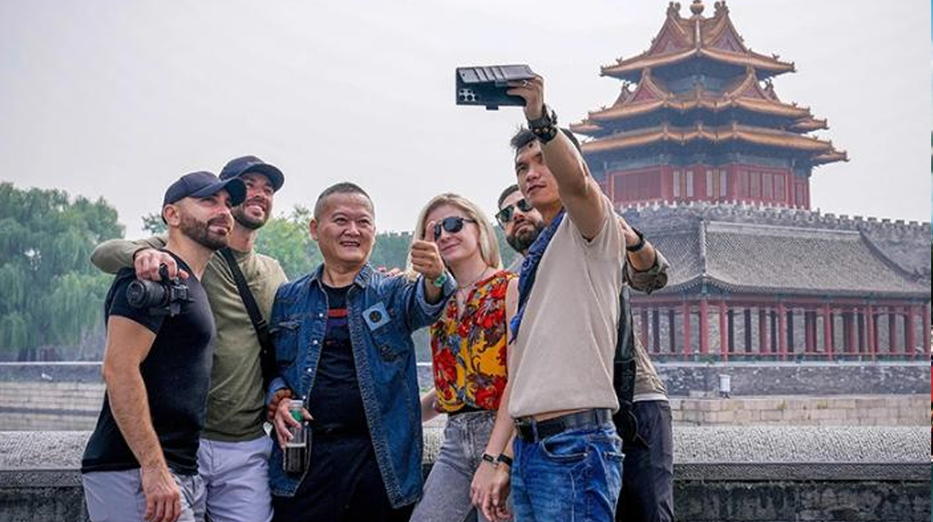 Vizesiz rejim işe yaradı... Çin'e Rus turist akını devam ediyor