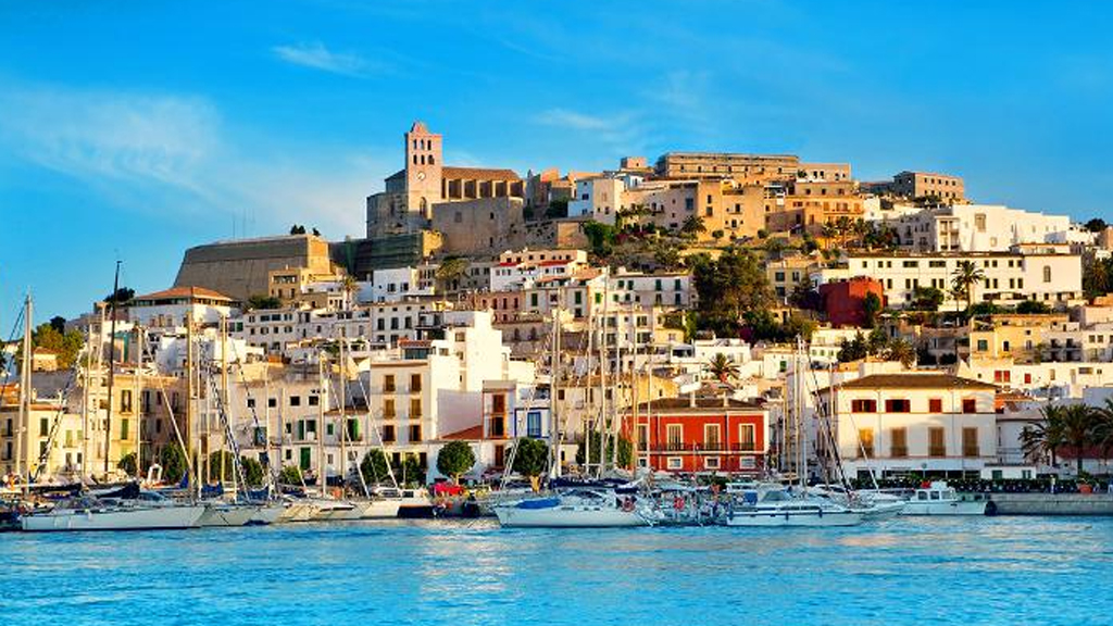 Dünyaca ünlü turistik ada otel inşaatını yasakladı