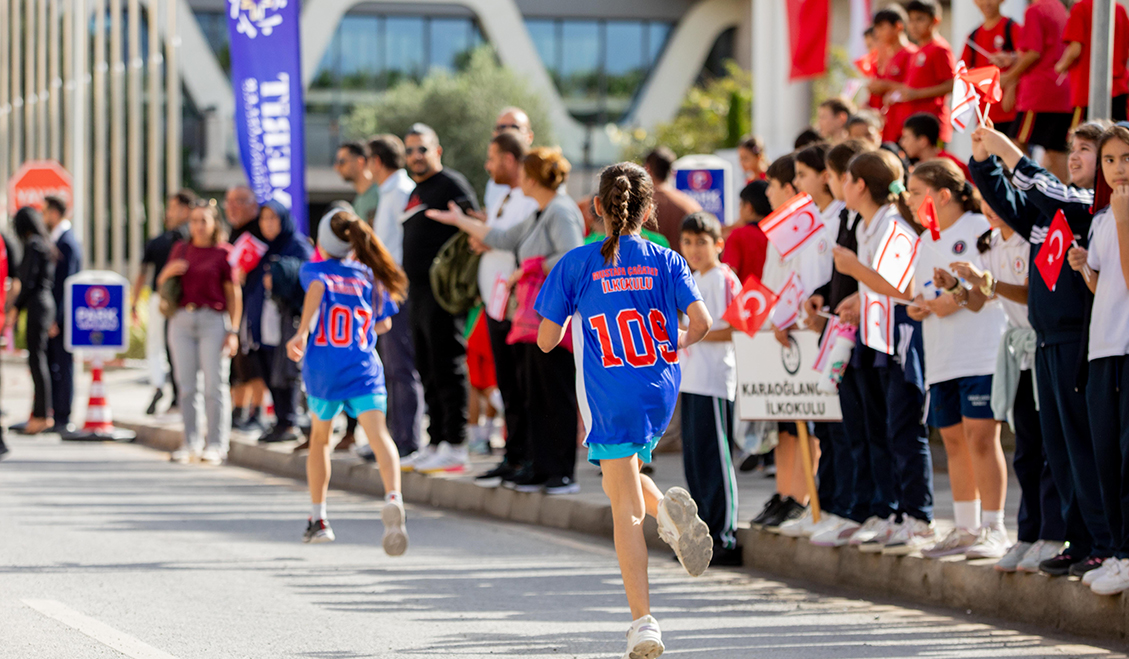 3. Merit Cumhuriyet Koşusu Coşkuyla Gerçekleşti