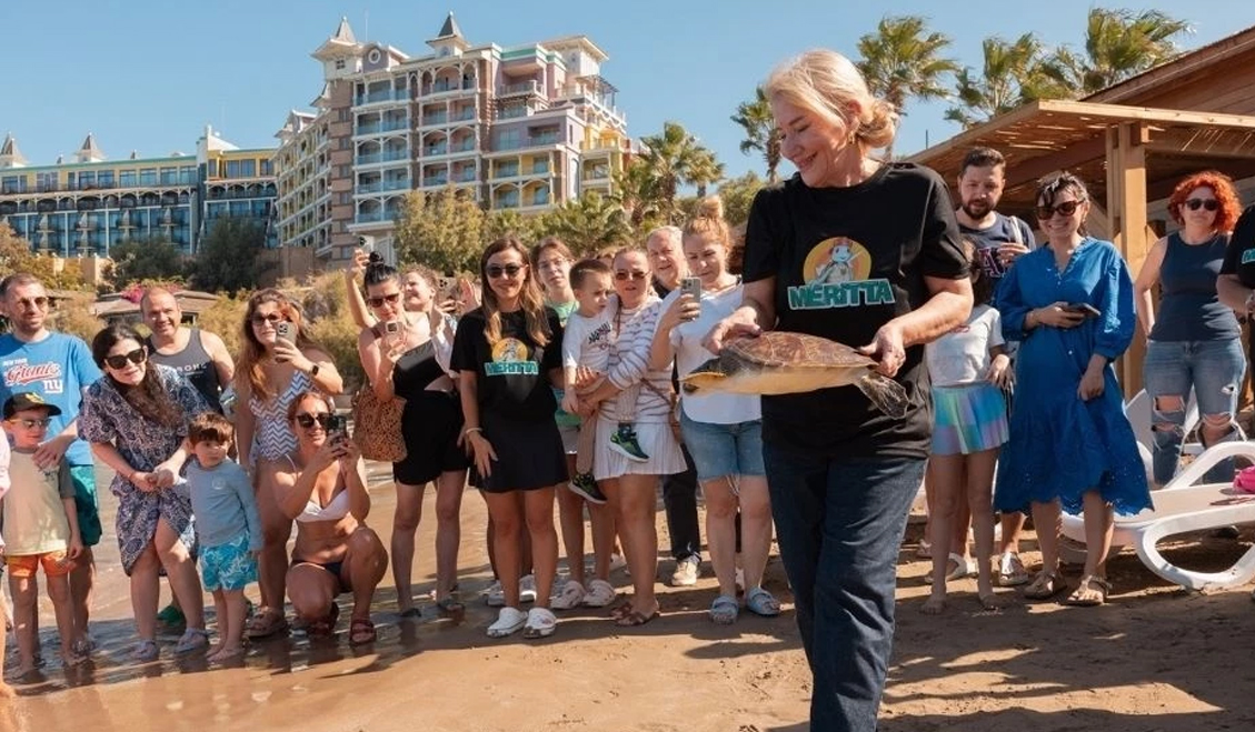 Meritta, sezonun son salımını Cumhuriyetin 102. yılına 