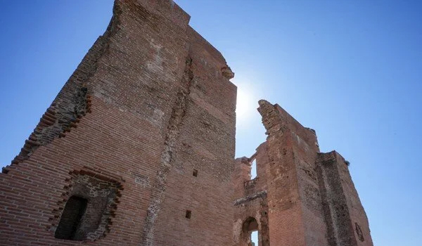 Pergamon Antik Kenti'ndeki Kızıl Avlu ziyarete açılacak
