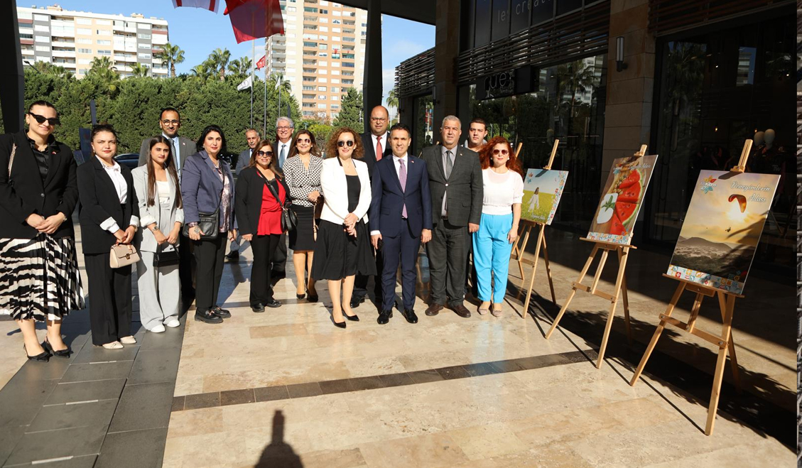 KKTC’nin 42’nci Yılı Mersin’de “Ada Kıbrıs” Sergisiyle Kutlandı