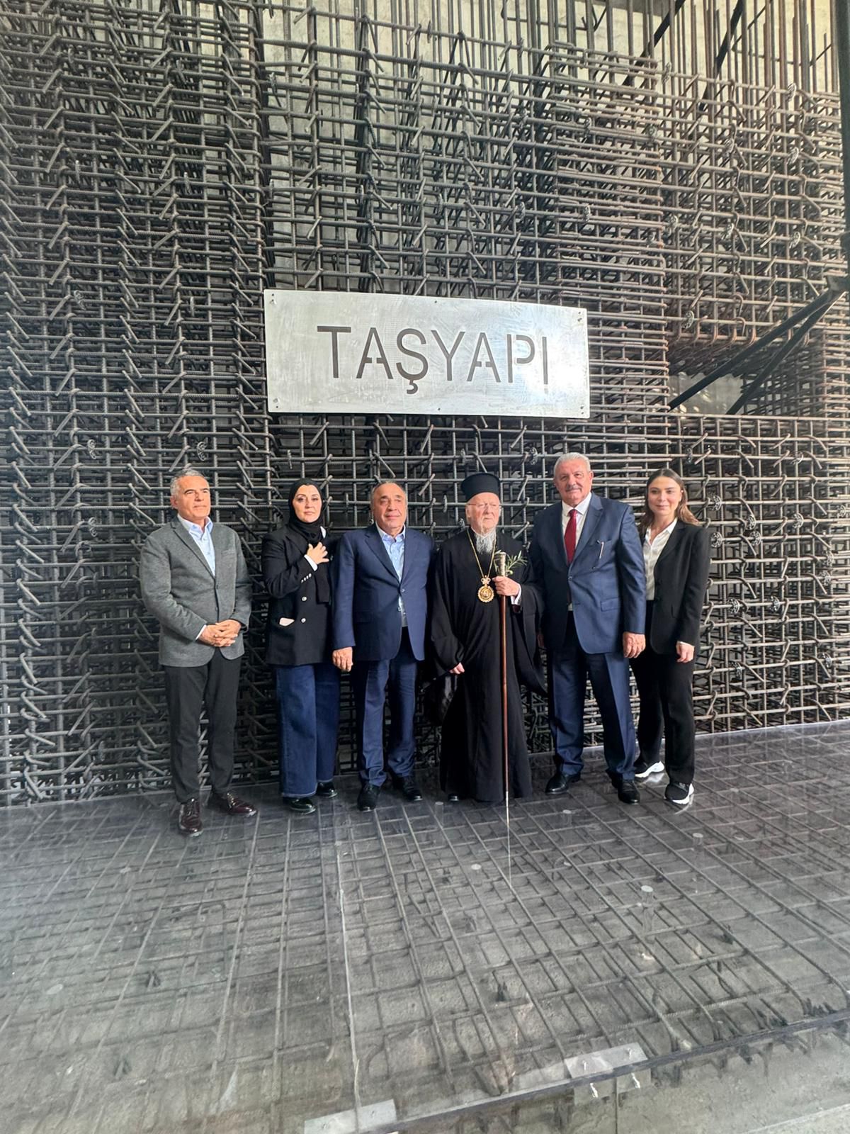 Bartholomeos, İstanbul’da zeytin dalıyla kürsüye çıktı: Taşyapı’nın Şişli projesinde Emrullah Turanlı’nın geliştirdiği konsept proje dünyaya örnek oldu